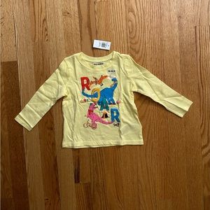 Old Navy long sleeve shirt size 18-24 months